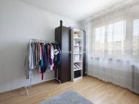 Eladó panellakás, X. kerületben 77 M Ft, 3 szobás