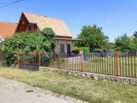 Eladó nyaraló, Komáromban 32.9 M Ft, 2 szobás