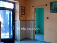 Eladó családi ház, Kaposváron 34 M Ft, 2 szobás