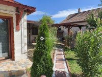 Eladó családi ház, Dunaharasztin 90 M Ft, 5 szobás