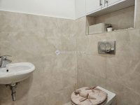 Eladó családi ház, Pécsett 199 M Ft, 5 szobás