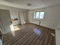 Eladó családi ház, Szegeden 53 M Ft, 4 szobás