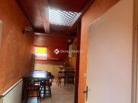 Eladó családi ház, Taksonyon 349 M Ft, 9 szobás