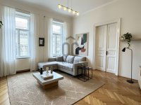 Eladó téglalakás, VI. kerületben 149.38 M Ft, 4 szobás