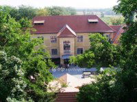 Eladó hotel, Nagykállóban 1163.52 M Ft / költözzbe.hu