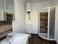 Eladó családi ház, Szombathelyen 49.99 M Ft, 2 szobás