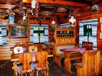 Eladó üzlethelyiség