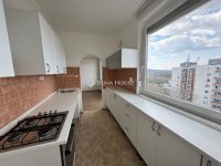 Eladó panellakás, XI. kerületben 82 M Ft, 3 szobás