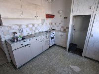 Eladó panellakás, Debrecenben 61.99 M Ft, 3 szobás