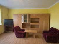 Eladó téglalakás, Komlón, Alkotmány utcában 24.5 M Ft