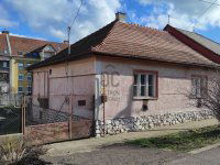 Eladó családi ház, Egerben 59.9 M Ft, 5 szobás