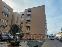 Eladó téglalakás, Csornán 37.8 M Ft, 2 szobás