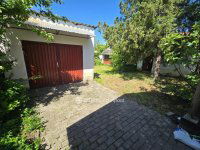 Eladó családi ház, Marcaltőn 31.9 M Ft, 5 szobás