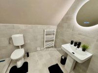 Eladó családi ház, Debrecenben 109.9 M Ft, 5 szobás