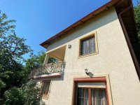 Eladó családi ház, Budakeszin 214 M Ft, 10 szobás