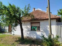 Eladó családi ház, Monoron 42 M Ft, 3 szobás