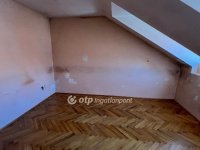 Eladó téglalakás, Pápán 34.9 M Ft, 3+1 szobás