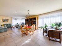 Eladó családi ház, Budaörsön 247 M Ft, 4 szobás