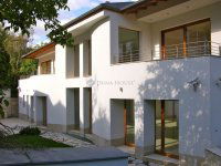 Eladó családi ház, III. kerületben 819.15 M Ft, 7 szobás