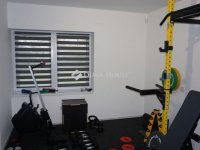 Eladó családi ház, Zalaegerszegen 139.9 M Ft, 6 szobás