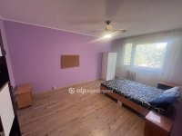Eladó panellakás, Szegeden 43.4 M Ft, 2 szobás