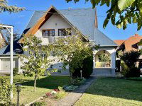 Eladó családi ház