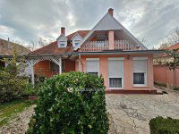 Eladó családi ház