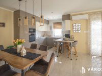 Eladó családi ház, Békéscsabán 125.5 M Ft, 4 szobás