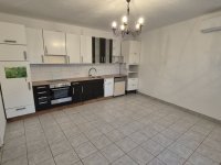 Kiadó téglalakás, albérlet, Sopronban 290 E Ft / hó, 4 szobás