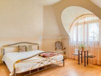 Eladó családi ház, Piliscsabán 265 M Ft, 5 szobás