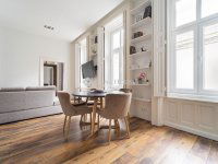 Eladó téglalakás, VI. kerületben 229 M Ft, 6 szobás