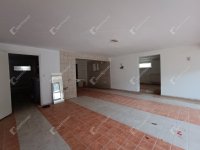 Eladó családi ház, Harkán 130 M Ft, 7 szobás