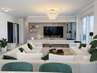 Eladó téglalakás, XV. kerületben 167 M Ft, 2+1 szobás