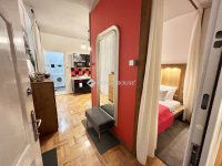 Eladó téglalakás, V. kerületben 128 M Ft, 2 szobás