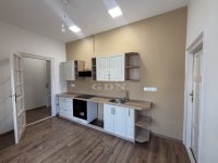 Eladó téglalakás, Baján 37.9 M Ft, 2 szobás