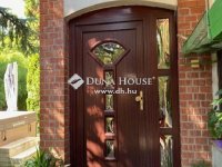 Eladó családi ház, Pécsett 385 M Ft, 6 szobás