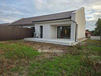 Eladó sorház, Hajdúszoboszlón 78 M Ft, 2 szobás