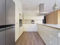 Eladó téglalakás, III. kerületben 310 M Ft, 4 szobás