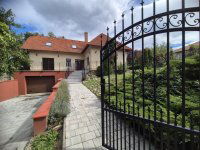 Eladó családi ház, Ürömön 229 M Ft, 5 szobás