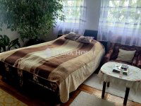 Eladó családi ház, Pécsett 32.3 M Ft, 2 szobás