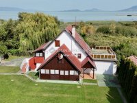 Eladó családi ház, Balatonfenyvesen 430 M Ft, 4 szobás