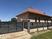 Eladó családi ház, Egyházashetyén 59 M Ft, 1 szobás