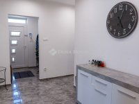 Eladó családi ház, XVIII. kerületben 164.999 M Ft, 4 szobás