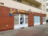 Kiadó üzlethelyiség, Szolnokon 130 E Ft / hó, 1 szobás