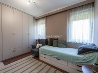 Eladó családi ház, Kecskeméten 185 M Ft, 7 szobás