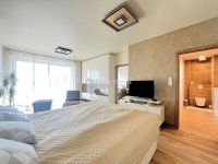 Eladó téglalakás, XVII. kerületben 255 M Ft, 6 szobás