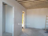 Eladó téglalakás, Pécsett 60.896 M Ft, 2 szobás