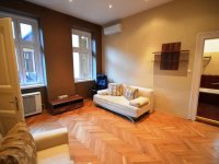 Kiadó téglalakás, albérlet