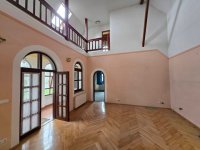 Eladó családi ház, Kiskunlacházán 102 M Ft, 7 szobás