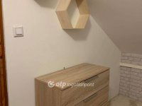 Eladó téglalakás, Pécsett 59.9 M Ft, 1+2 szobás